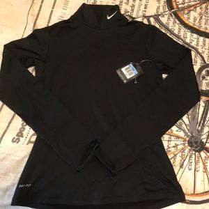 Brand new woman’s Nike shirt